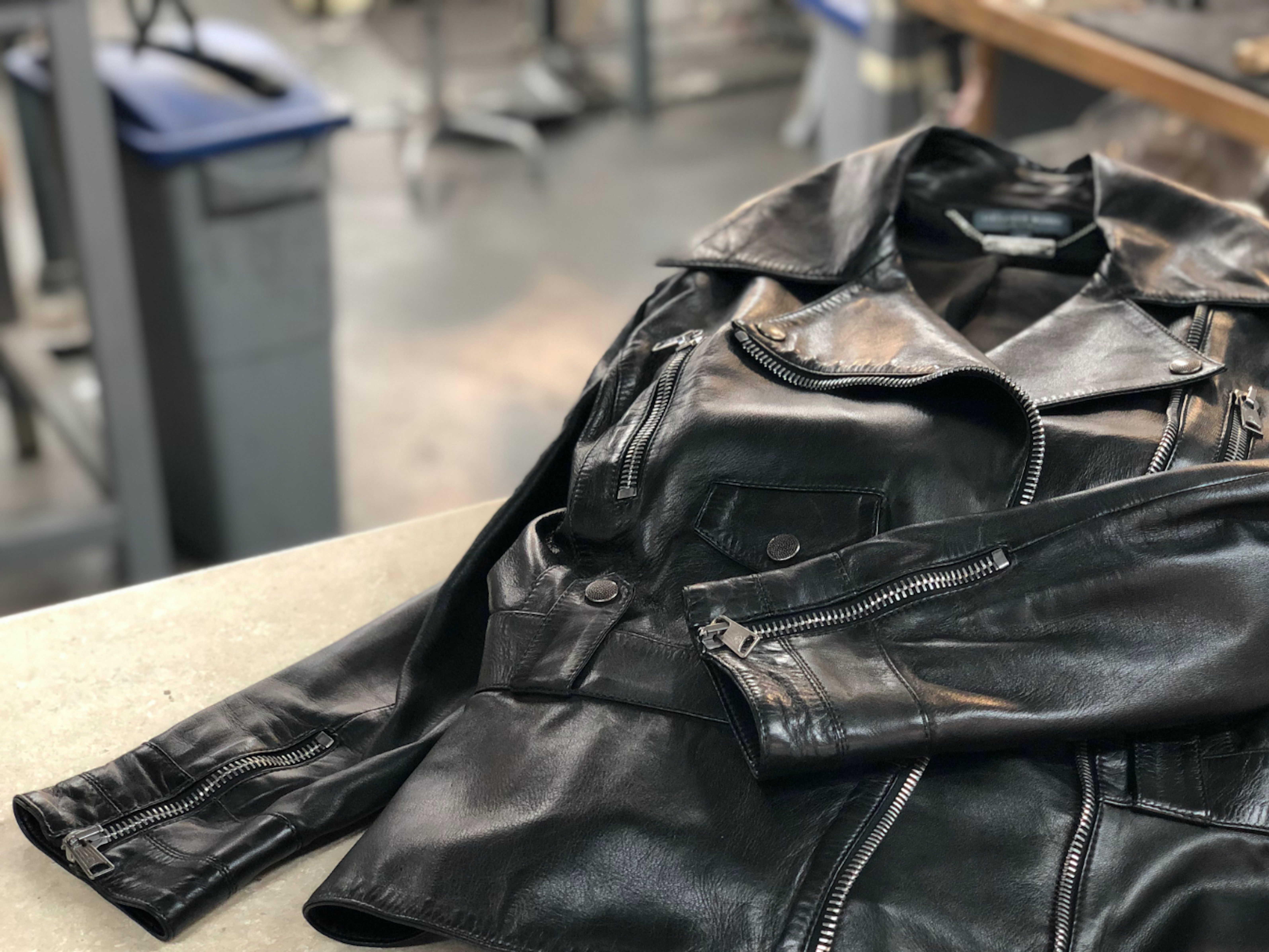 LEATHER SPA Garments